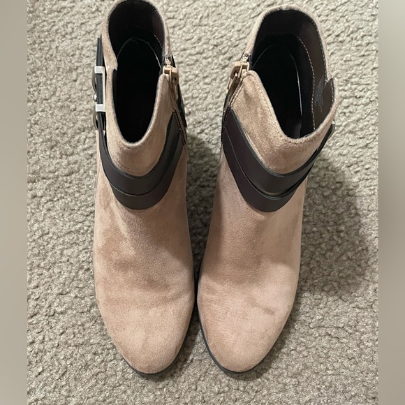 Giani Bernini Booties - Picture 10 of 12